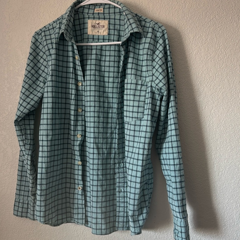 Men’s XS Hollister button up